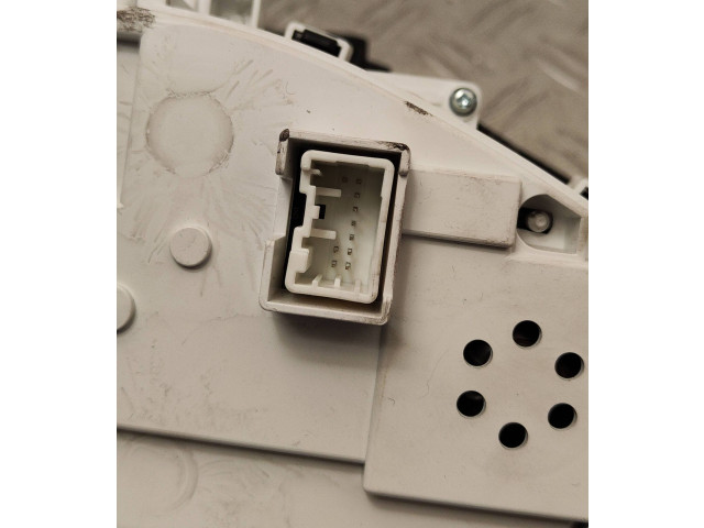 Панель приборов 31327751 Volvo S60