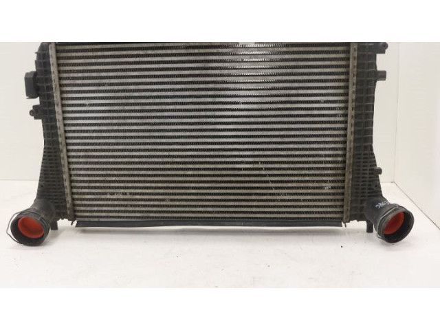 Интеркулер 1K0145803T Volkswagen Touran I