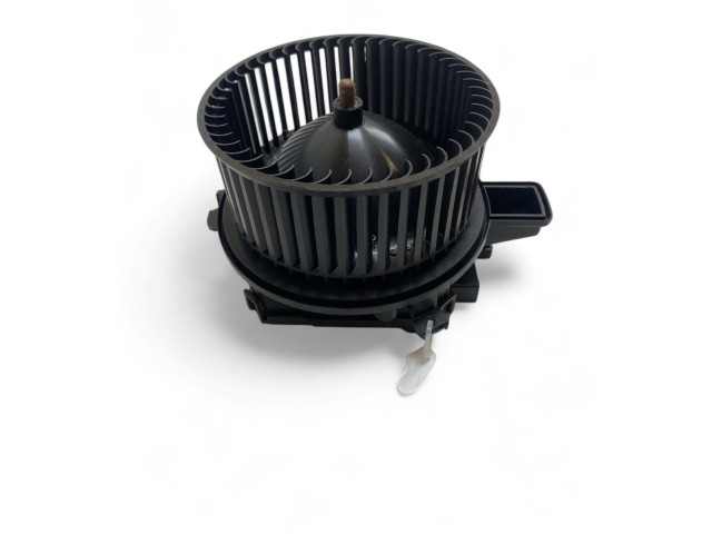 Вентилятор печки    4M2820021C   Audi e-tron