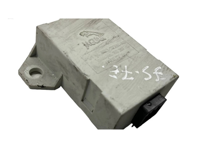 Блок управления 2R8317E694AB, 150207 Jaguar S-Type