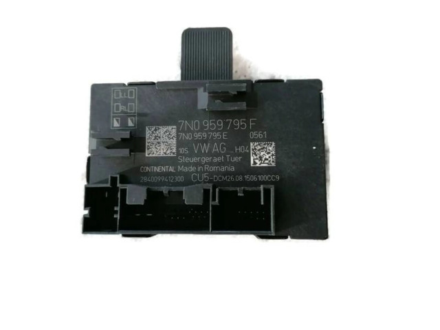 Блок управления 7N0959795F, 2840099412300 Skoda Yeti (5L)