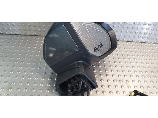 Зеркало электрическое Audi Q2 - - года