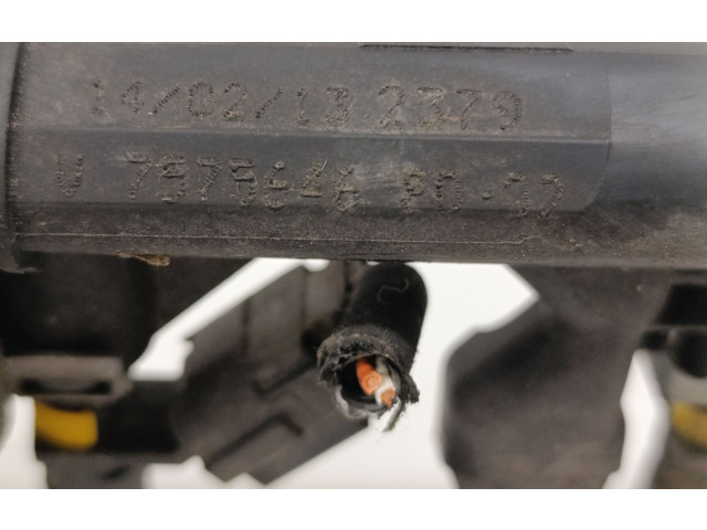 Топливная рампа 7575646   Mini Paceman (R61)  