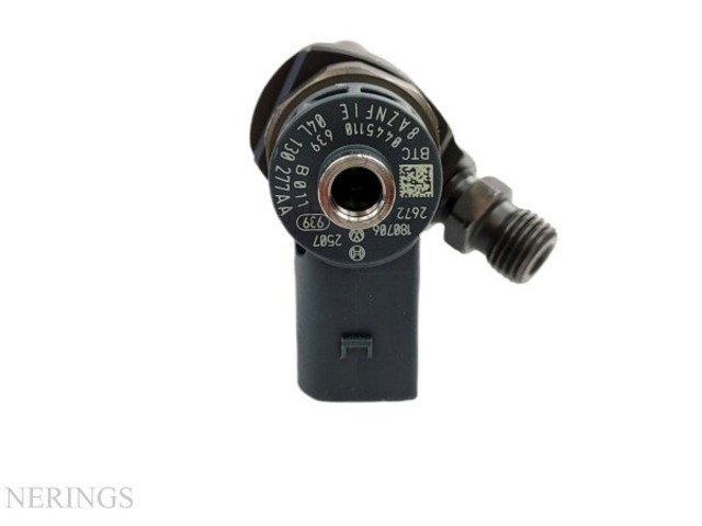 Форсунка 0445110639, 0445110638 Skoda Octavia Mk4