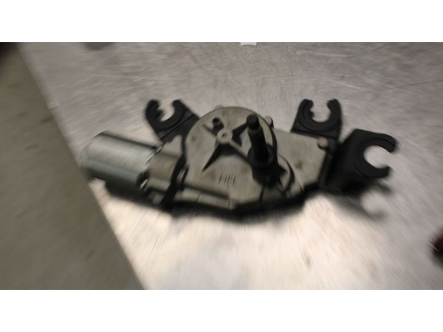 Моторчик заднего дворника 98700A2500    KIA Ceed