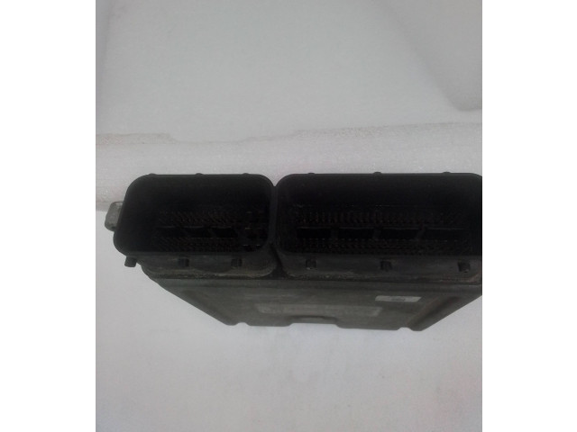 Блок управления двигателя 30771550, 1039S18372   Volvo XC90