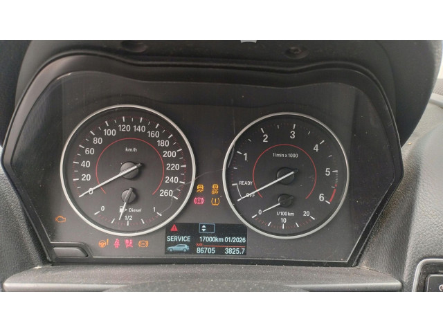 Přístrojová deska BMW 1 F20 F21 2015 9295445