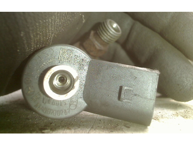 Vstřikovač 6400700787, 6400700787 Nissan Micra C+C CR14DE