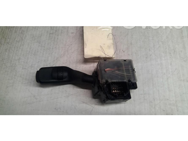 Ручка стеклоочистителей 1300457   Ford C-MAX I