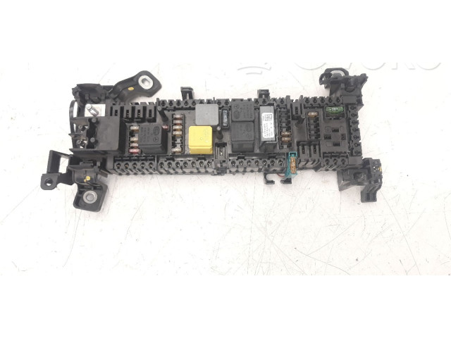 Pojistková skříňka Řídící jednotka BSM A2465400240   Mercedes-Benz GLA W156 2014