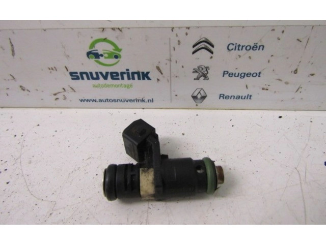 Vstřikovač 8200885287, 8200579115 Renault Clio III D4F-784