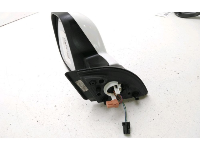 Зеркало электрическое        Peugeot Partner  2015 - 2018 года   