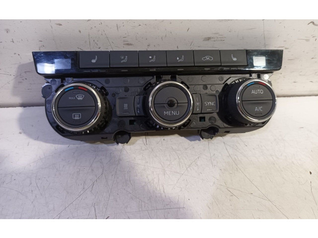 Блок управления климат-контролем    Skoda Superb B8 (3V)