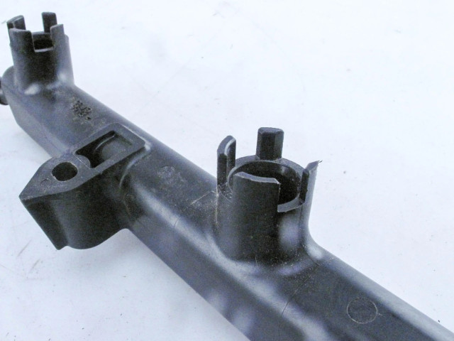 Vstřikovací lišta 04593923AB Dodge Grand Caravan pro benzínový motor 3.6