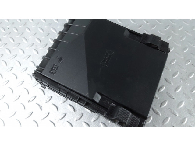 Pojistková skříňka 3C0937125A Volkswagen Tiguan 2008