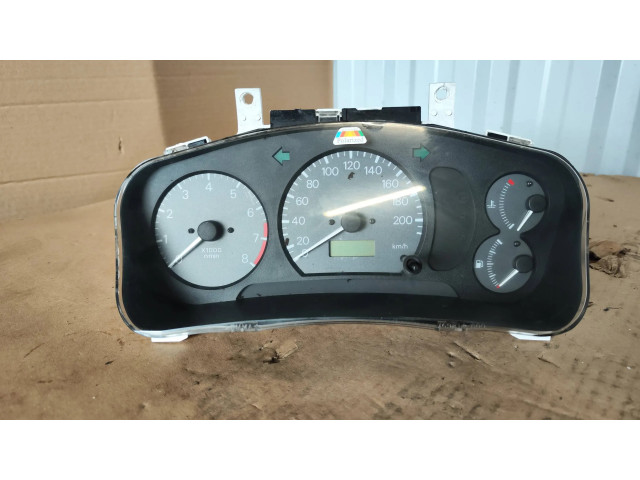 Панель приборов 769217230, MR233053 Mitsubishi Colt