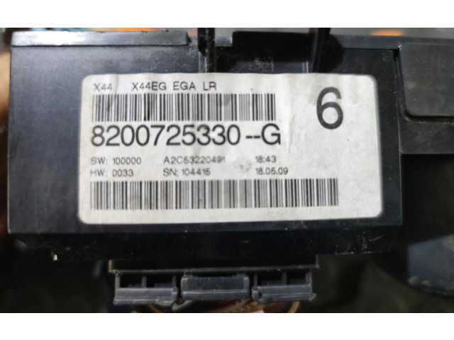 Дисплей    8200725330   Renault Twingo II