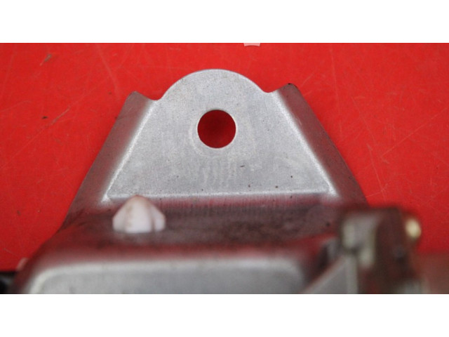 Моторчик заднего дворника Mazda 323 F