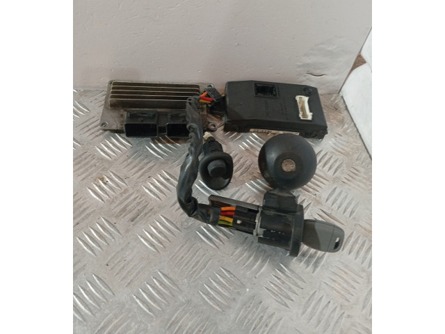 Комплект блоков управления 8200336420   Renault Twingo I