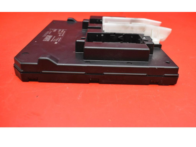 Блок комфорта 5Q0937084DB, 5Q0937084DB Skoda Octavia Mk3 (5E)