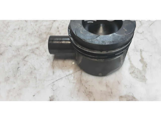  Поршень  8372T, 7R2  Audi A6 S6 C7 4G  