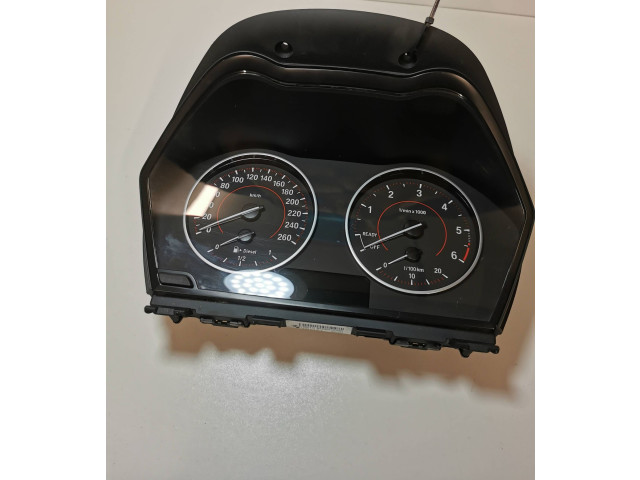 Přístrojová deska BMW 1 F20 F21 2014 26323672, 17649411