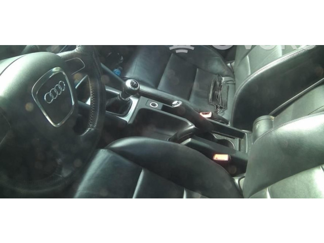 Ручка стеклоочистителей 8P0953519E Audi A3 S3 8L