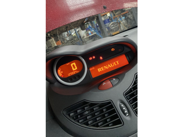Панель приборов 8201196169 Renault Twingo II