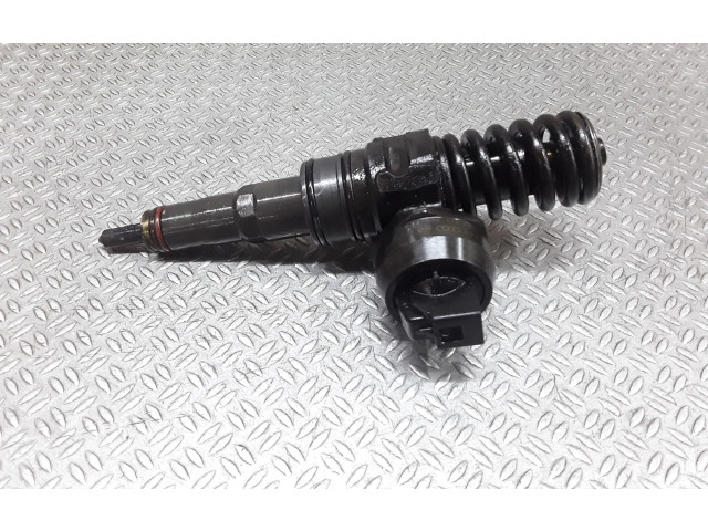 Форсунка 038130073BN    Volkswagen Touran I   