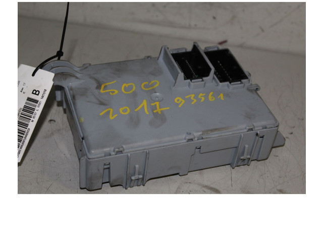 Pojistková skříňka Fiat 500 2010