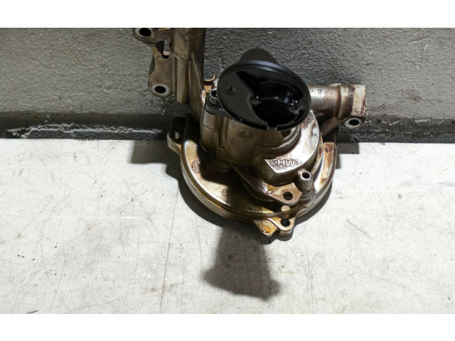 Масляный насос   03F115105D  Skoda Rapid (NH) 