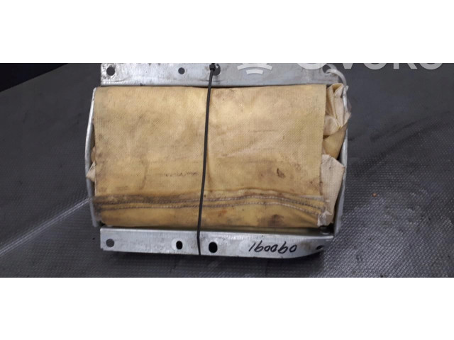 Подушка безопасности пассажира    Volvo S70  V70  V70 XC