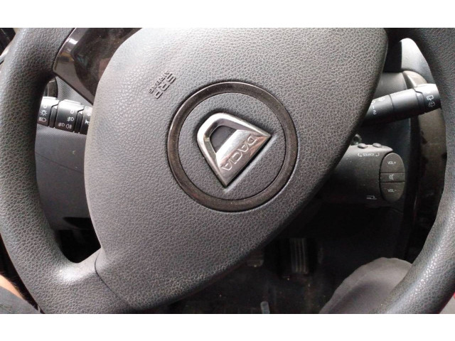 Подушка безопасности водителя    Dacia Duster