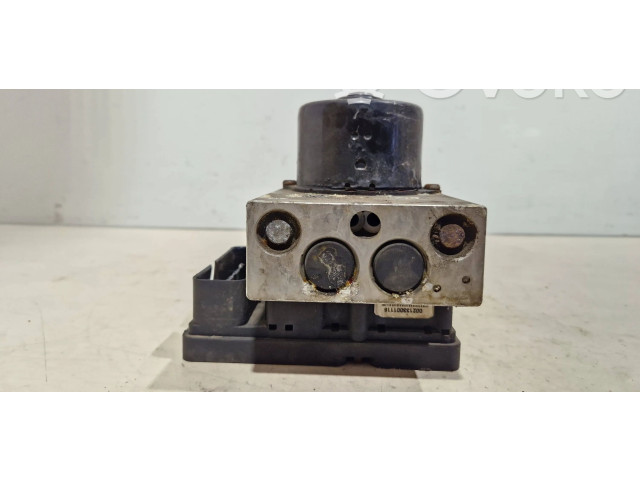 Блок АБС 8671224   Volvo  V70  2000 - 2004 года