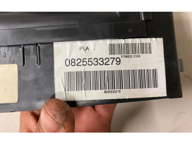   Pojistková skříňka 0825533279, 57000221235B   Volkswagen Tiguan 2008