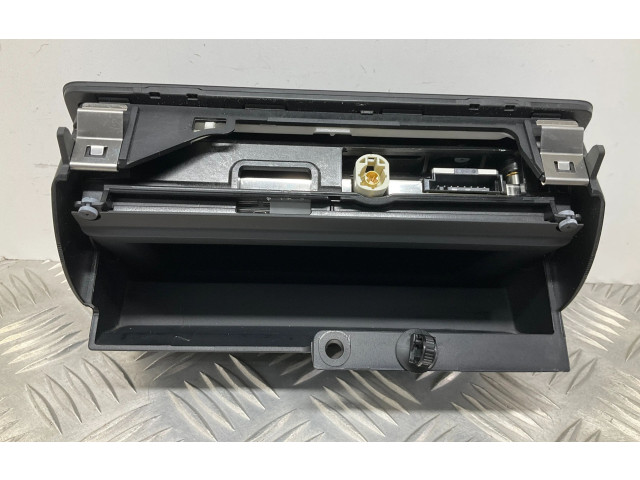 Дисплей    8X0857273B   Audi A1