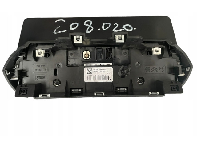 Дисплей    9838129680   Peugeot 2008 II