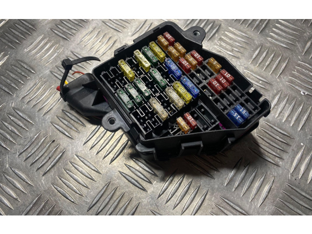 Блок предохранителей 0437220 Audi A6 S6 C5 4B