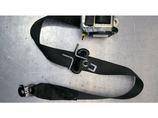 Передний ремень безопасности