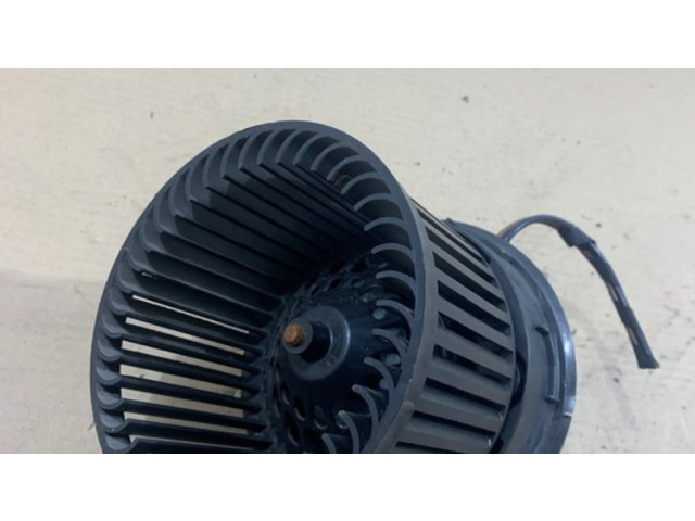 Вентилятор печки    T1000588K, 7075205008   Citroen C3 Picasso