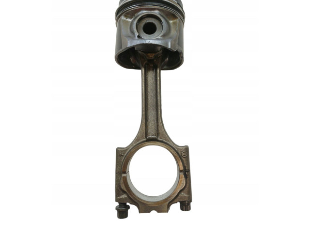  Поршень с шатуном    Volvo S80  