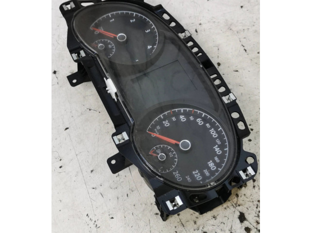 Панель приборов 5G0920861A, 1355020117   Volkswagen Golf VII       