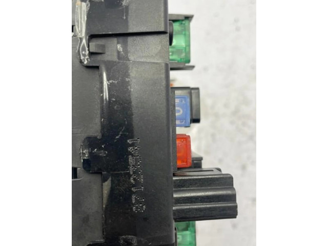 Pojistková skříňka Řídící jednotka BSM 1650882680 Peugeot 206 2004