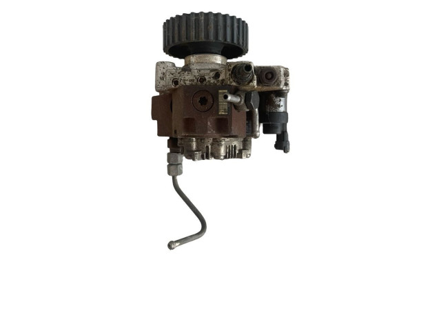 Топливный насос Opel Combo C 2001 - 2011 года