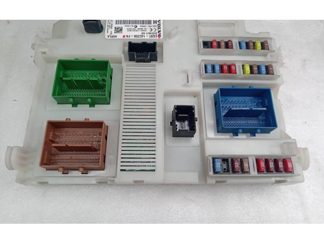 Блок предохранителей  31314511AA   Volvo V70    