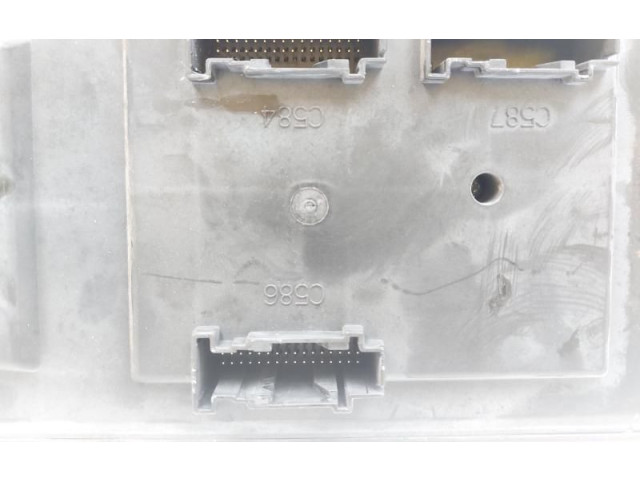 Pojistková skříňka 519051718, 519051718 Land Rover Range Rover Sport L320 2005