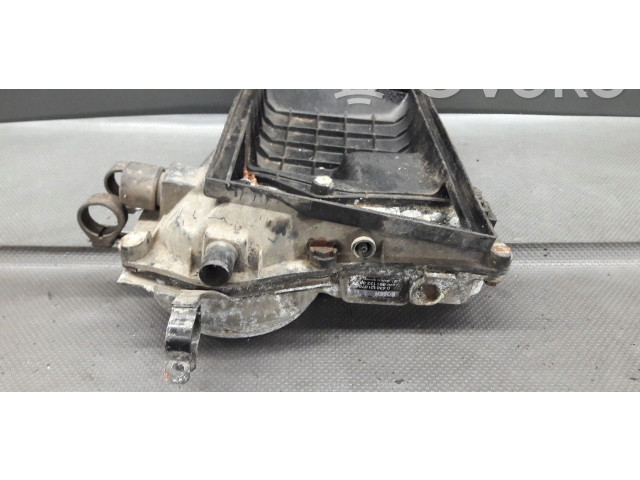 Vstřikovací lišta 0438121076 Volkswagen PASSAT B3