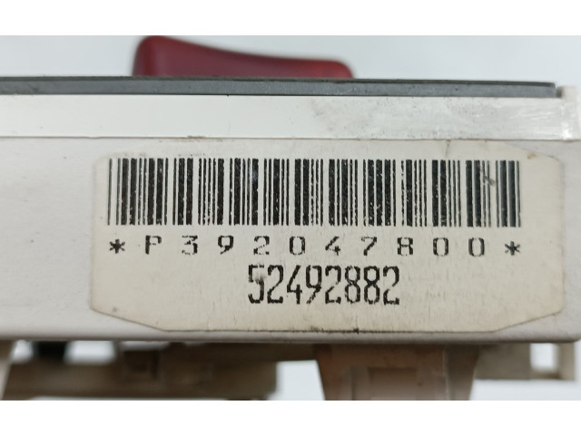 Блок управления климат-контролем 52492882, P392047800 Renault Twingo I