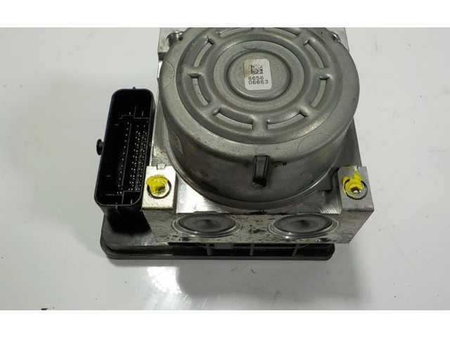 Блок АБС 476608628R, 476600078R Dacia Dokker - года