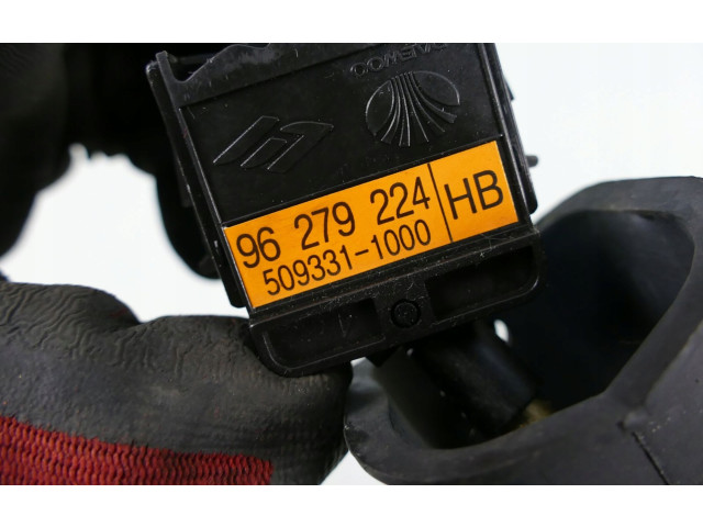 Ручка стеклоочистителей 96279224 Chevrolet Tacuma